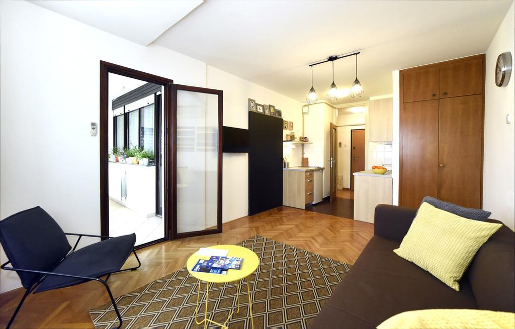 Garden Apartment ซาเกร็บ ภายนอก รูปภาพ