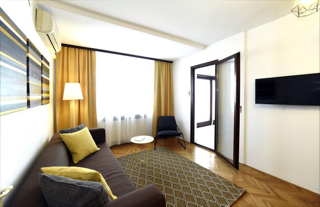 Garden Apartment ซาเกร็บ ภายนอก รูปภาพ